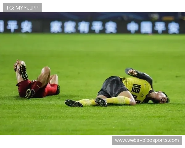 莱比锡亨里希斯膝盖韧带撕裂,赛季报销影响欧战 莱比锡亨里希斯膝盖韧带撕裂,赛季报销影响欧战